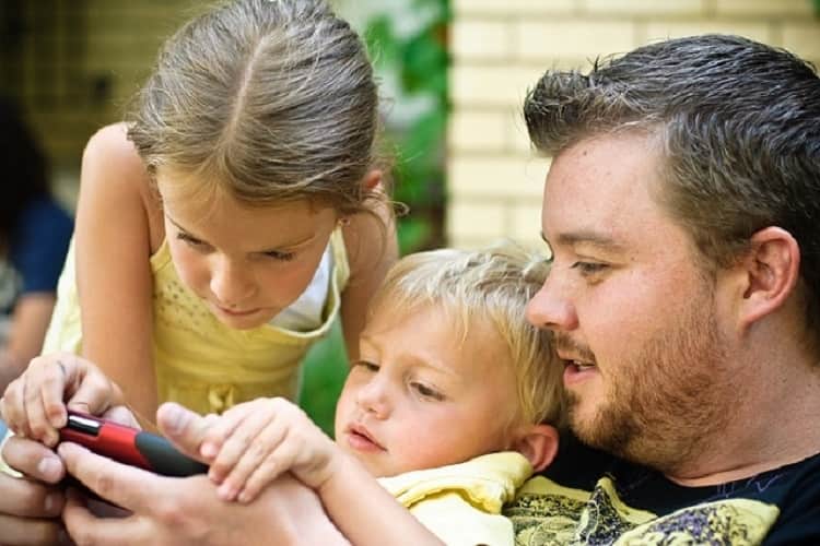 children iphone uses