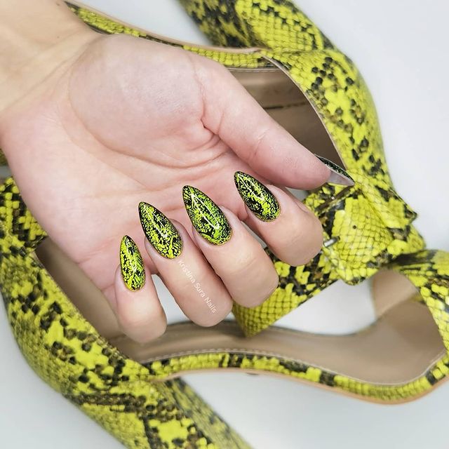 Green snake nail art