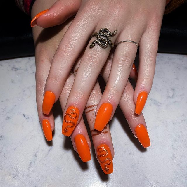 snake acrylic nails