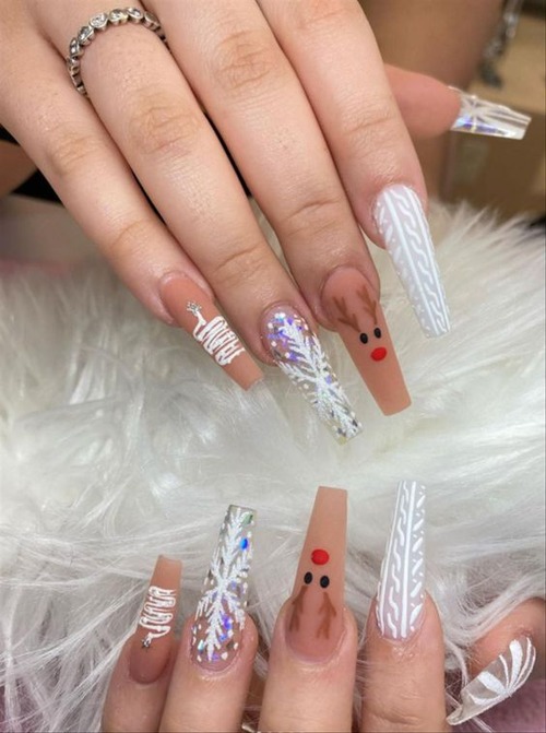 acrylic white christmas nails - christmas nail ideas