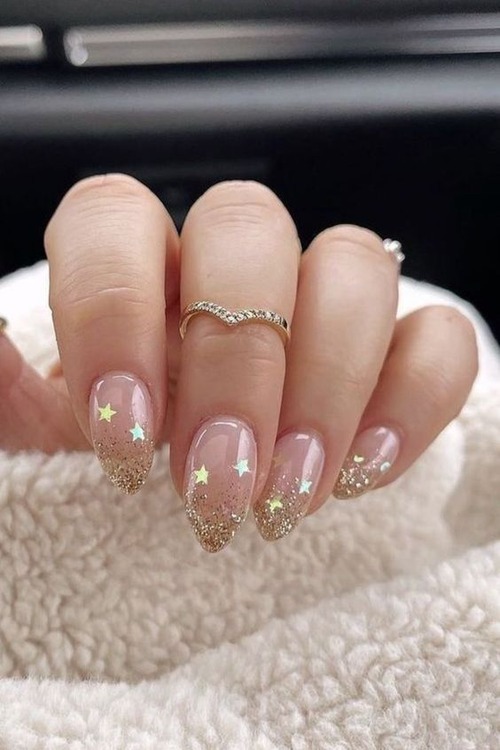 glitter birthday nails - white birthday nails