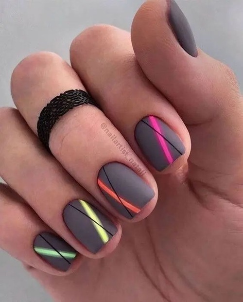 lines on nails design - simple white line nail designs