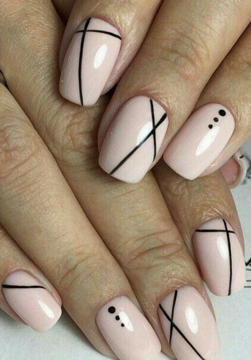 nails with lines design - wavy line nail designs
