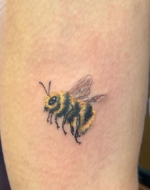 bumble bee tattoo - bumble bee tattoo ideas