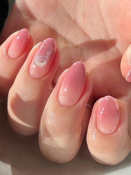 nude pink gel nails - light pink gel nails with design
