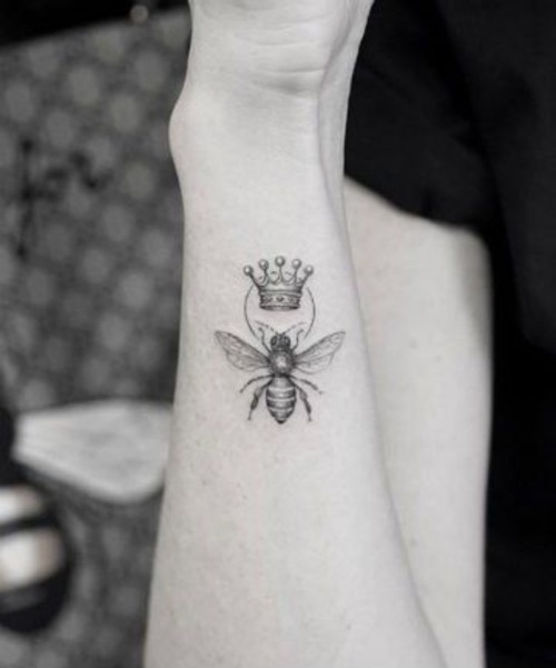 queen bee tattoo - queen bee tattoo designs