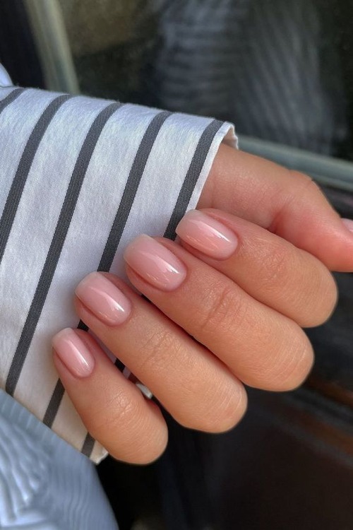 short nude pink nails - short nails