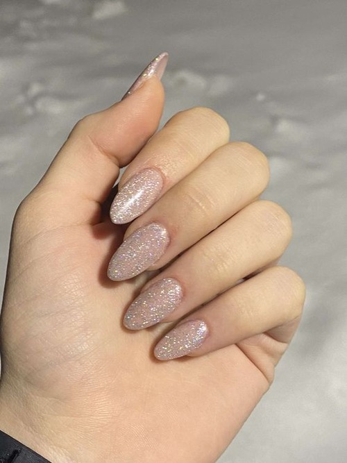 white sparkly nails - off white sparkly nails