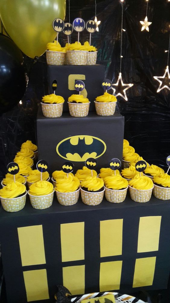 batman cupcakes near me