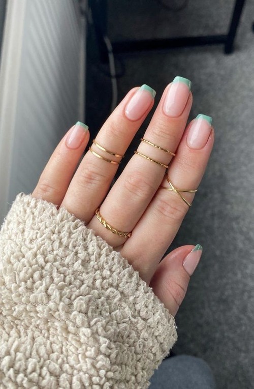 classy short french nails - Elegant French nails