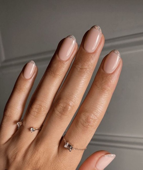 classy short french nails - ombre french nails