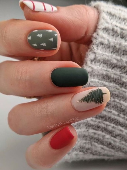 dark green christmas nails - light green christmas nails