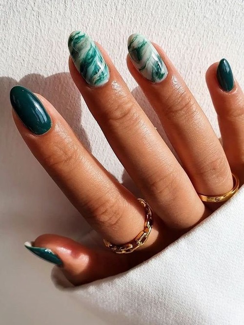 dark green holiday nails - classy holiday nails