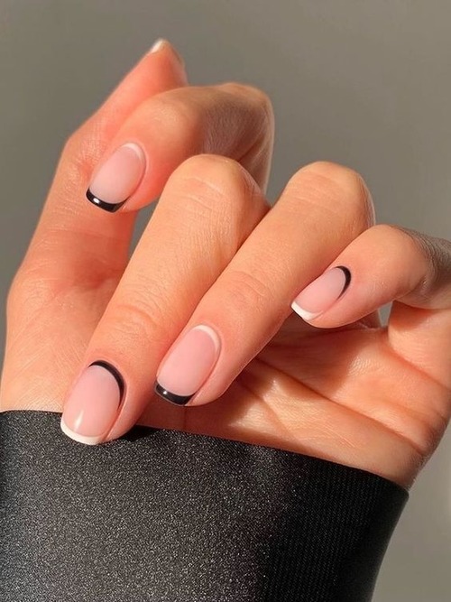 manicure on short nails - classy short nail designs