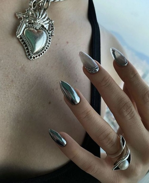 silver chrome nails - how to make silver chrome nails