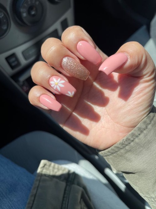 pink daisy nails - summer nails