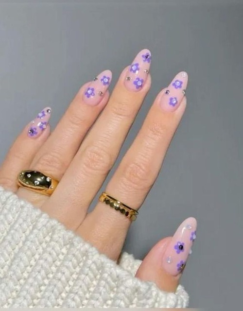 purple daisy nails - awesome purple nails