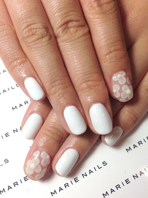 white daisy nails - daisy nail designs