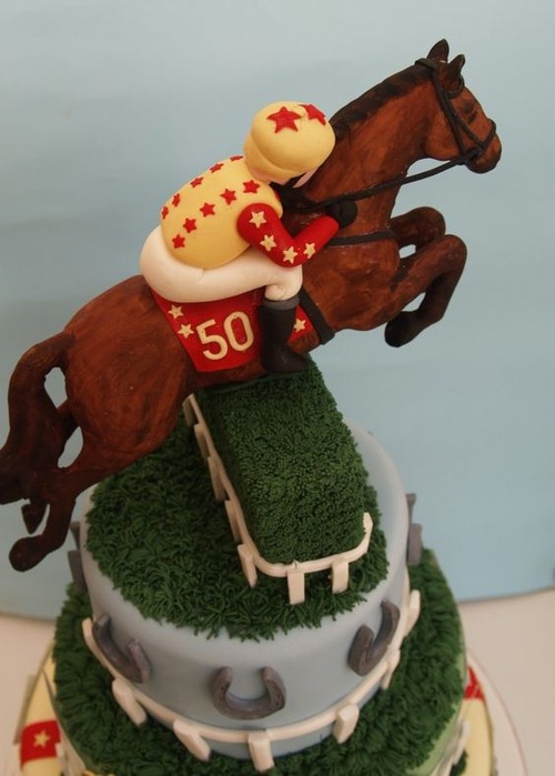 horse racing cake - unique horse racing cake