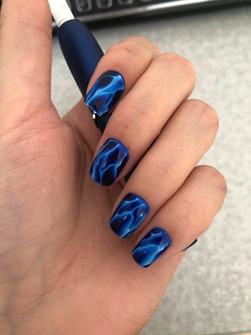 blue graduation nails - graduation nail ideas