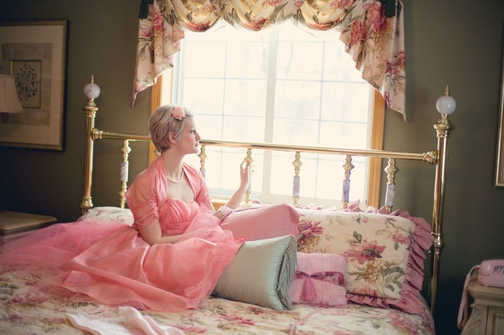 5 Things You Should Do If You Want Your Bedroom to Smell Nice Nice Smelling Bedroom