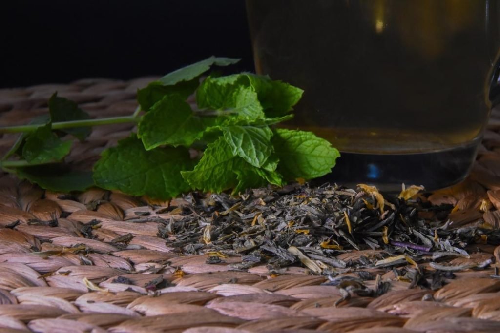 Benefits of Loose-Leaf Tea Loose leaf tea benefits