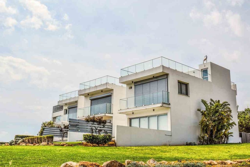 Commercial Real Estate in Miami Market Trends, Insights, and Investment Strategies Cheap houses for sale in Miami Florida