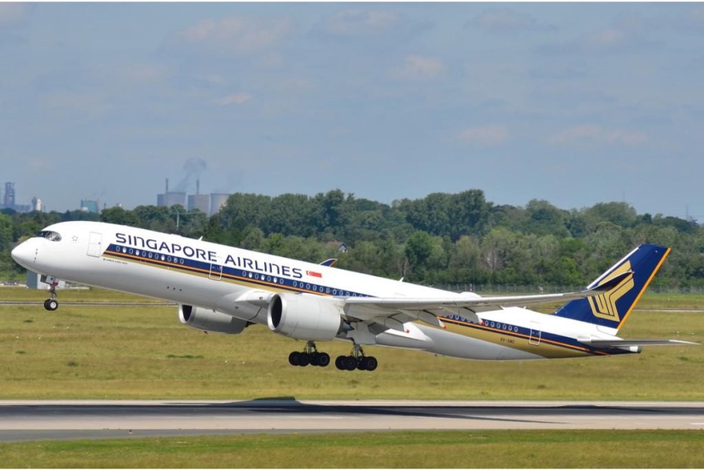 Experience Luxury in the Sky with Singapore Airlines Business Class Singapore Airlines Business Class
