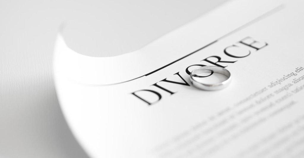 A Look at the Differences Between Fault and No-Fault Divorces Fault divorce states