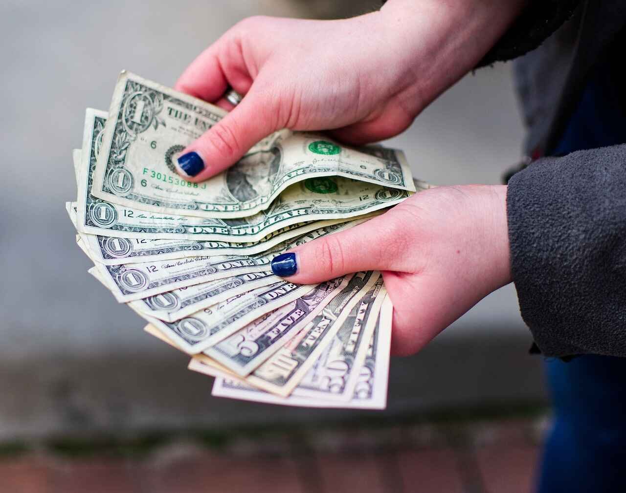 Best instant funding prop firms