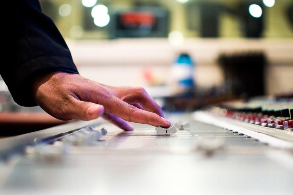 The Role of a DJ in Making Weddings Family-Friendly wedding entertainment