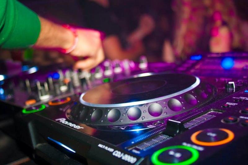 Best DJ Services for Your Event