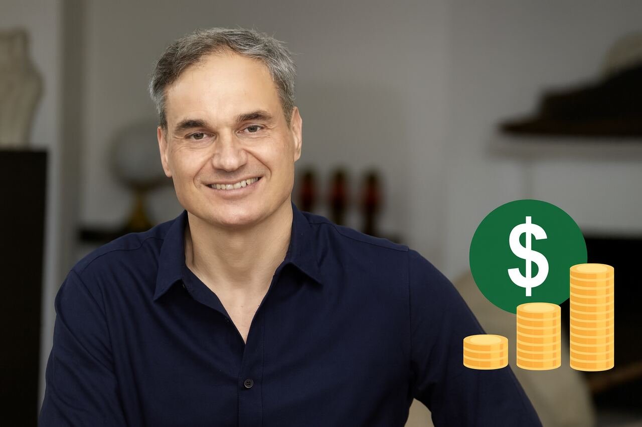 Oliver Haarmann Net Worth: Inside the Career, and Investments of a European Business Visionary Oliver Haarmann in a modern office setting, symbolizing European business leadership.